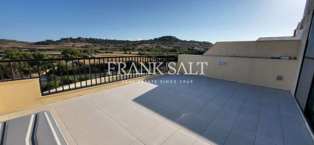 Пентхаус с 3 спальнями в Сан-Пауль-иль-Бахар, Мальта № 7379