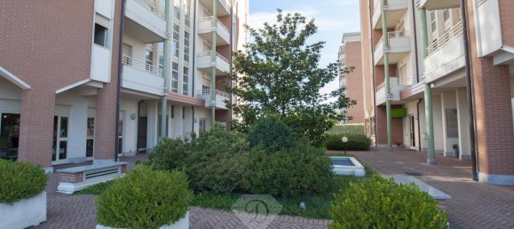 Apartamento de 3 habitaciónes en Gallarate, Italy No. 159197 26