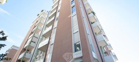 Apartamento de 3 habitaciónes en Gallarate, Italy No. 159197 24