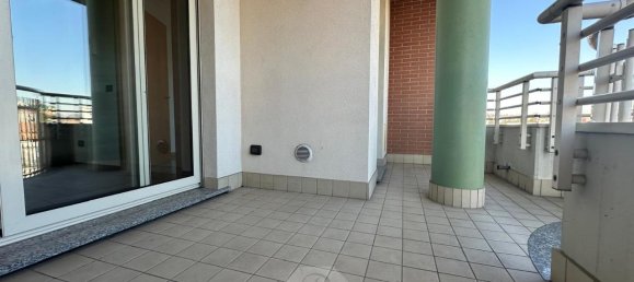 Apartamento de 3 habitaciónes en Gallarate, Italy No. 159197 7