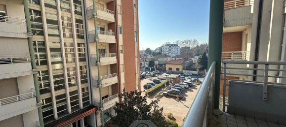 Apartamento de 3 habitaciónes en Gallarate, Italy No. 159197 21