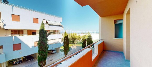 Квартира с 1 спальней в Фермо, Италия № 273273 5