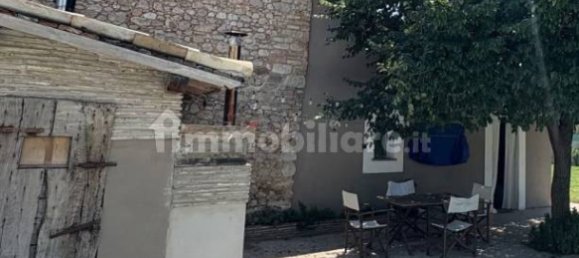 Casa de 1 dormitorio en Spoleto, Italy No. 301053 2