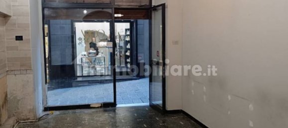 1-salle Propriété commerciale à Genoa, Italy No. 36918 4