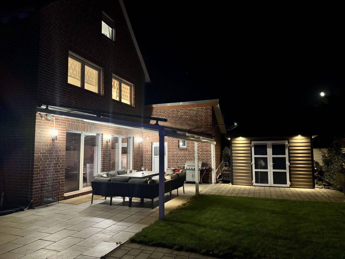 Дом с 5 спальнями в Хамм, Германия № 303763