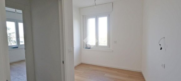 Apartamento de 3 dormitorios en Trieste, Italy No. 330630 26