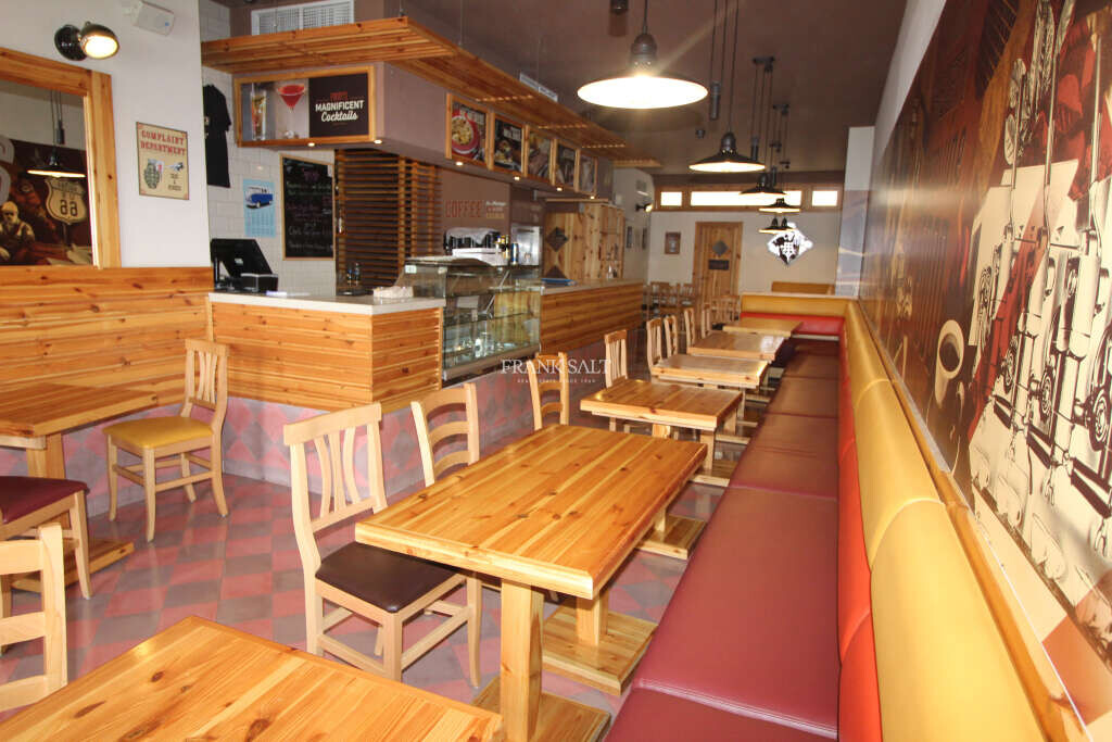 Café / restaurante em Qormi, Malta 100 m² N.º 13107
