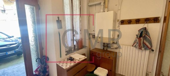3 bedrooms Apartment in Gerenzano, Italy No. 378927 10