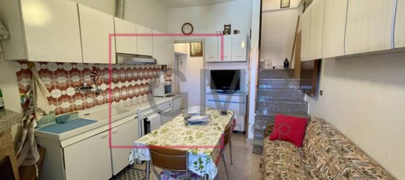 3 bedrooms Apartment in Gerenzano, Italy No. 378927 13