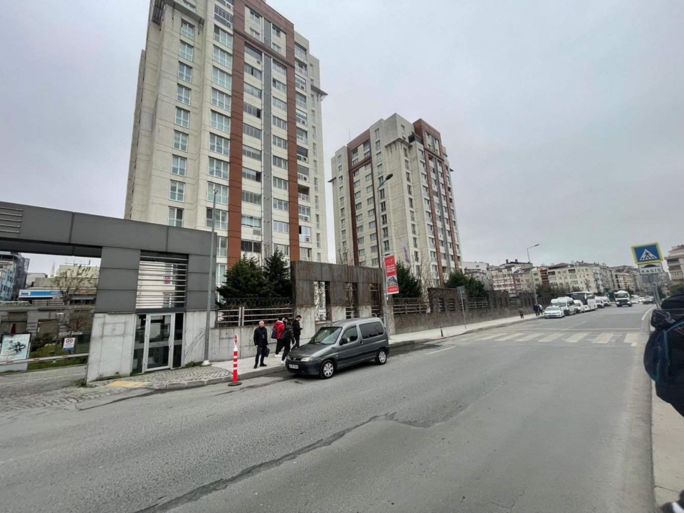 Apartment 2+1 in Istanbul, Turkey No. 23691