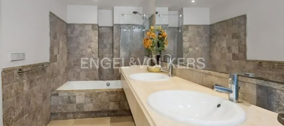 3 Schlafzimmer Penthouse in Malaga, Spain, Nr. 100919 12