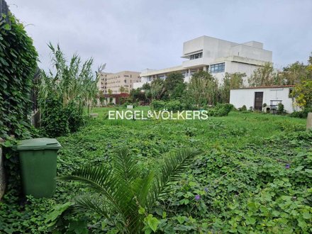  Land in Lisbon, Portugal No. 89577