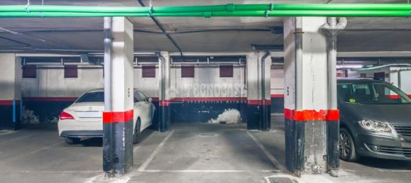 3 bedrooms Apartment in Madrid, Spain No. 148523 19