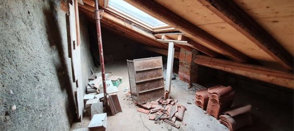 4 rooms House in Appiano Gentile, Italy No. 167517 14