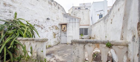 8 bedrooms Commercial property in Mahon, Spain No. 5201 2