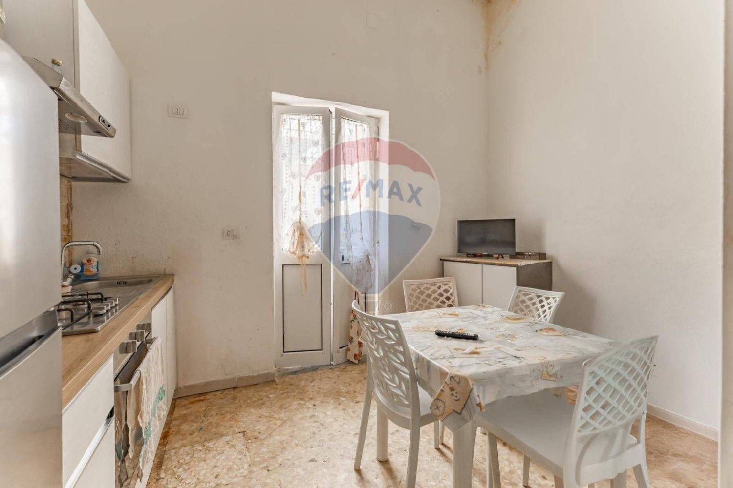 Apartamento T2 em Bari, Italy N.º 301815