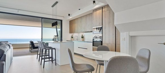 3 bedrooms Penthouse in Fuengirola, Spain No. 179986 21