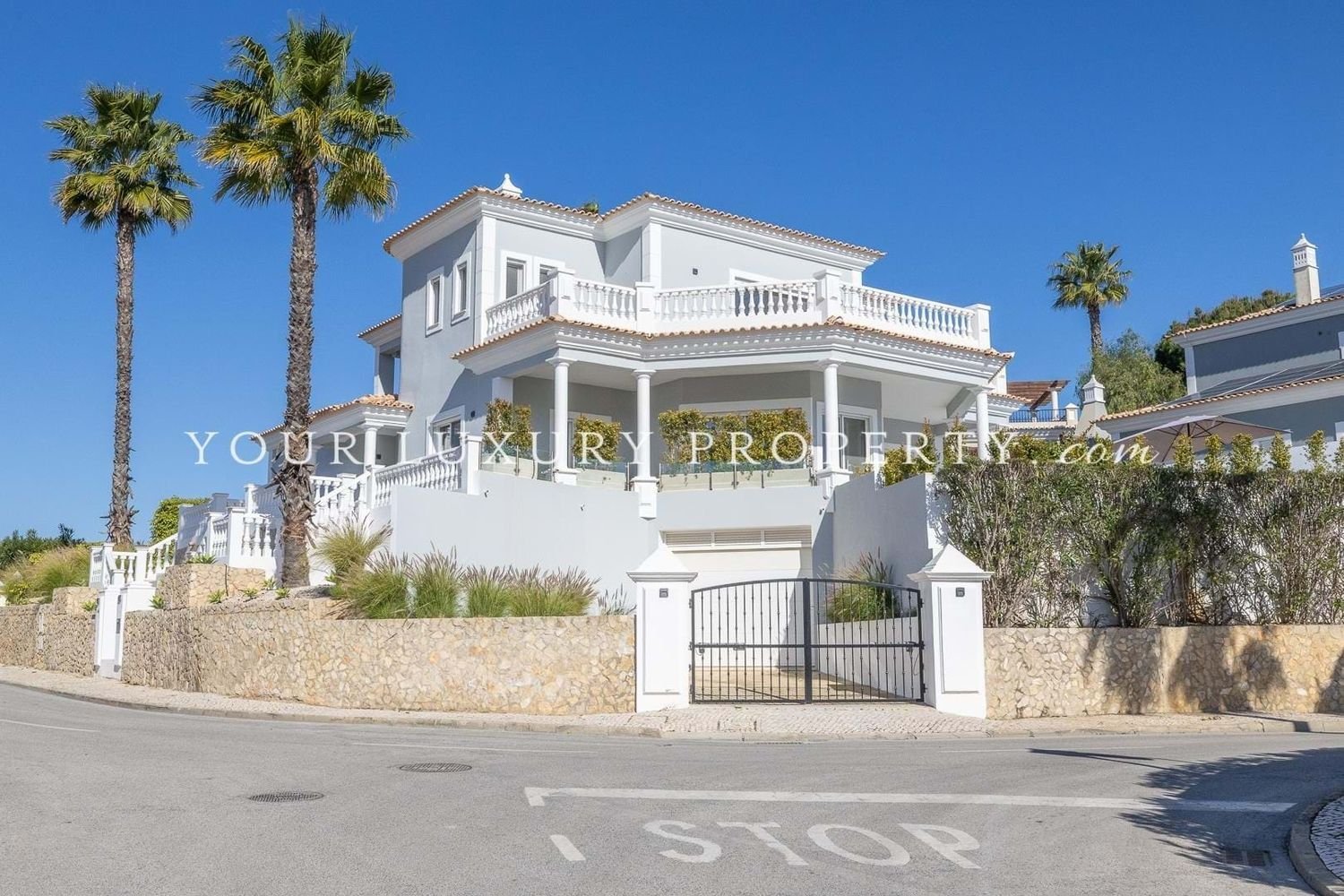 5 bedrooms Villa in Almancil, Portugal No. 112878