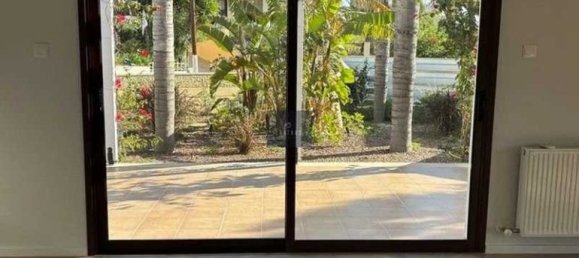 Villa de 5 dormitorios en Moni, Cyprus No. 82412 10