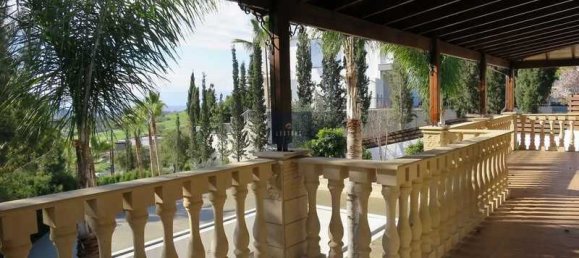 Villa de 5 dormitorios en Moni, Cyprus No. 82412 8