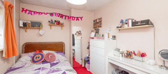 3 bedrooms House in Watford, United Kingdom No. 6066 17