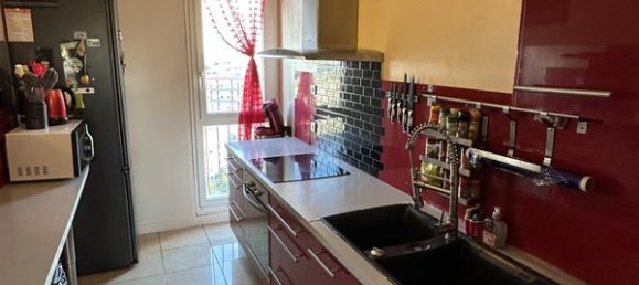 Dúplex de 3 dormitorios en Le Mee-sur-Seine, France No. 177700 3