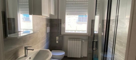 3 rooms Apartment in Ferrara, Italy No. 277598 3