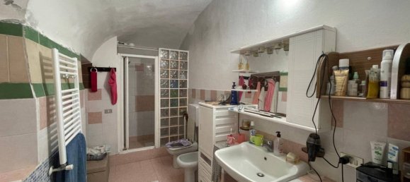 3 غرف نوم منزل في Caresana, Italy رقم 91215 7