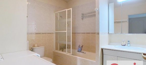 Apartamento de 4 dormitorios en Issy-les-Moulineaux, France No. 124537 10