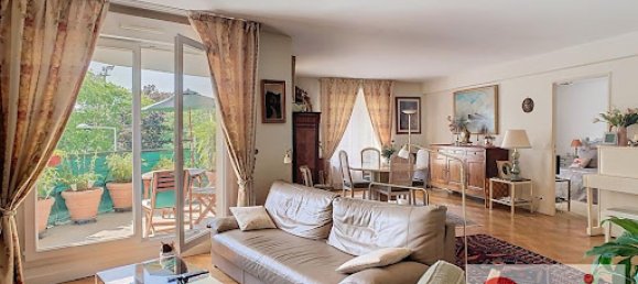 Apartamento de 4 dormitorios en Issy-les-Moulineaux, France No. 124537 2