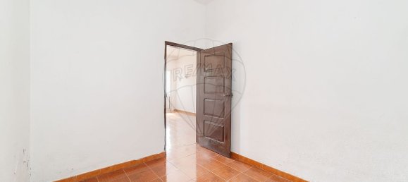 3 bedrooms House in Porto de Mos, Portugal No. 27108 15