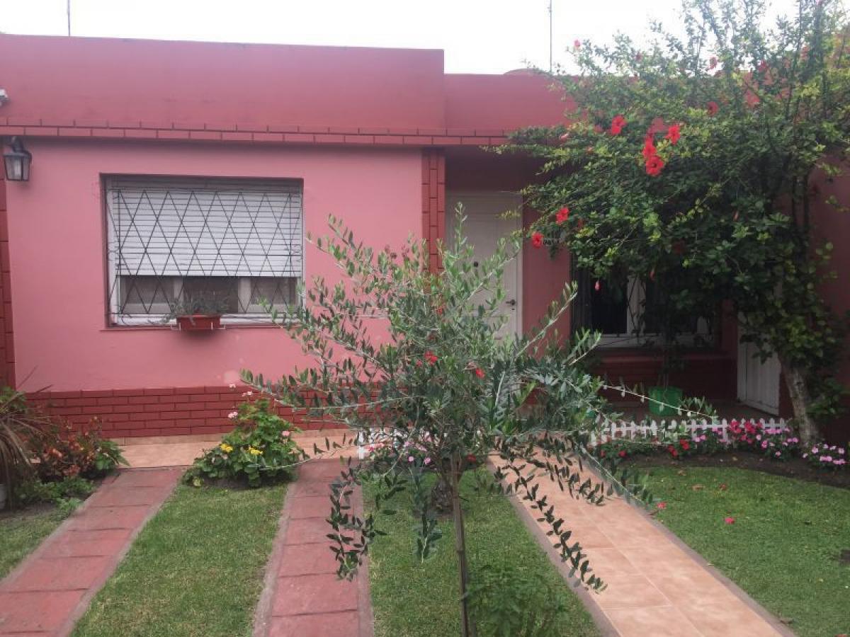 3 Schlafzimmer Haus in Florencio Varela, Argentina, Nr. 15288