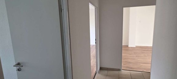 2 rooms Apartment in Schaumburg, Germany No. 319246 8