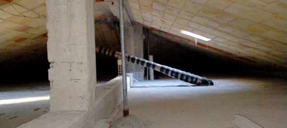 6 bedrooms Apartment in Ancona, Italy No. 372767 8