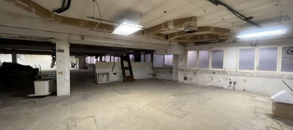 1656m² Commercial property in Barcelona, Spain No. 112495 21
