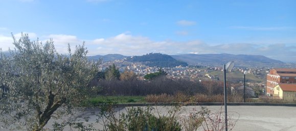 Apartamento de 4 dormitorios en Campobasso, Italy No. 89602 3