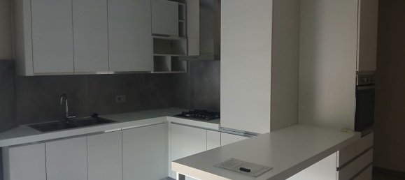 Apartamento de 4 dormitorios en Campobasso, Italy No. 89602 6