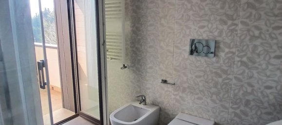 Apartamento de 4 dormitorios en Campobasso, Italy No. 89602 14