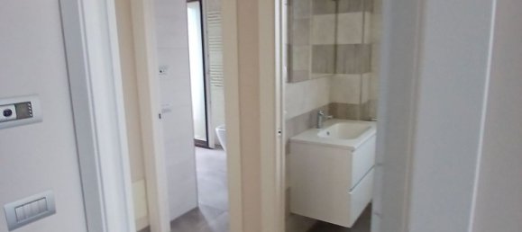 Apartamento de 4 dormitorios en Campobasso, Italy No. 89602 10