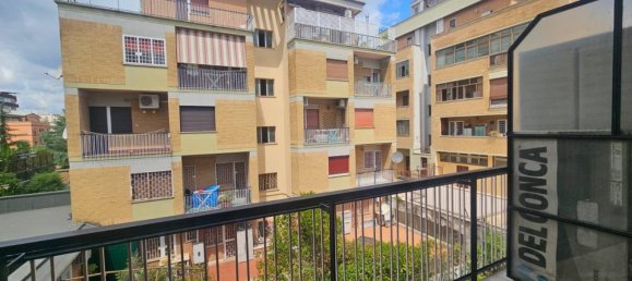 1 bedroom Apartment in Rome, Italy No. 276084 18