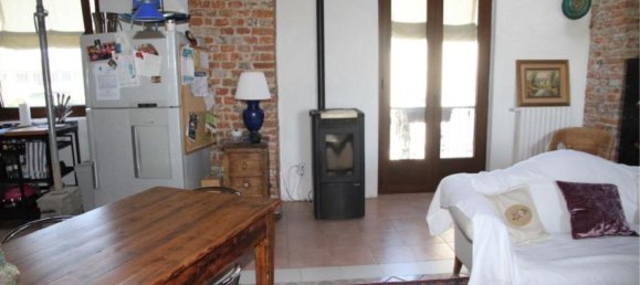 7-salle Appartement à Zerbolò, Italy No. 332732 12