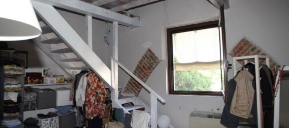 7-salle Appartement à Zerbolò, Italy No. 332732 15