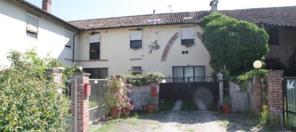 7-salle Appartement à Zerbolò, Italy No. 332732 2