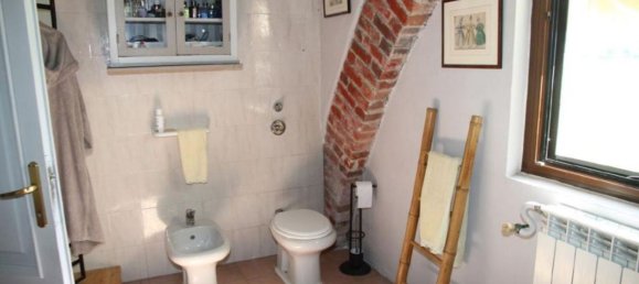 7-salle Appartement à Zerbolò, Italy No. 332732 19