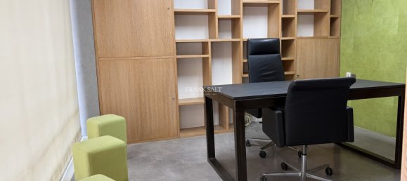 Laden in Gzira, Malta, Nr. 13242 4