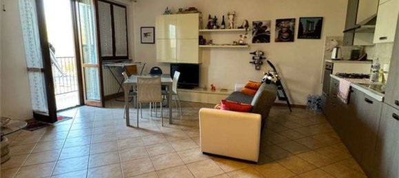 3غرفة شقة في Mantua, Italy رقم 245481 2