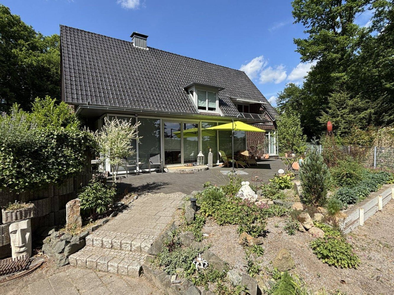 Дом с 4 спальнями в Гютерсло, Германия № 170959