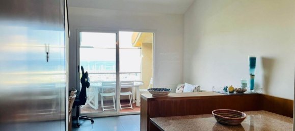 4 rooms Apartment in Castiglione della Pescaia, Italy No. 60248 3