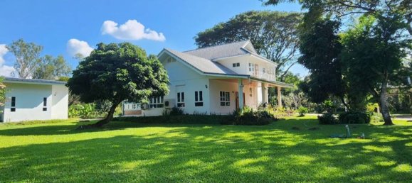 4 bedrooms House in Chiang Mai, Thailand No. 27049 2