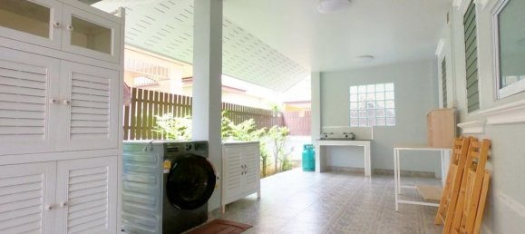 4 bedrooms House in San Sai, Thailand No. 23370 8